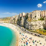 Antica 4*